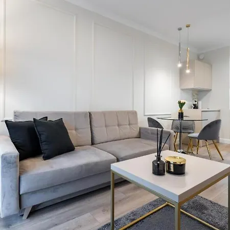 Appartamento Close- Urban Chic - Luxury - Mennica - 4 Bedrooms Varsavia