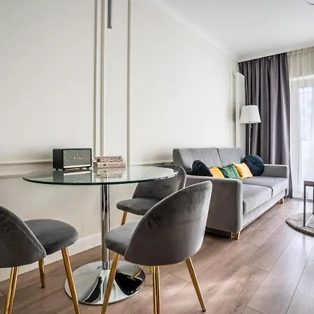 Апартаменты Close- Urban Chic - Luxury - Mennica - 4 Bedrooms
